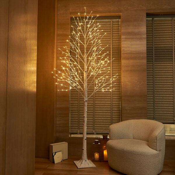 Lighted Bich Tree with Lights 240LED 8FT
