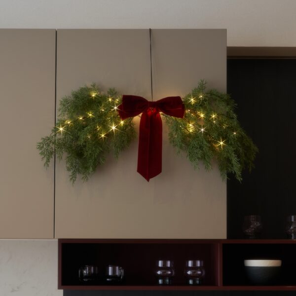 Lighted Christmas Swag 32IN 60L